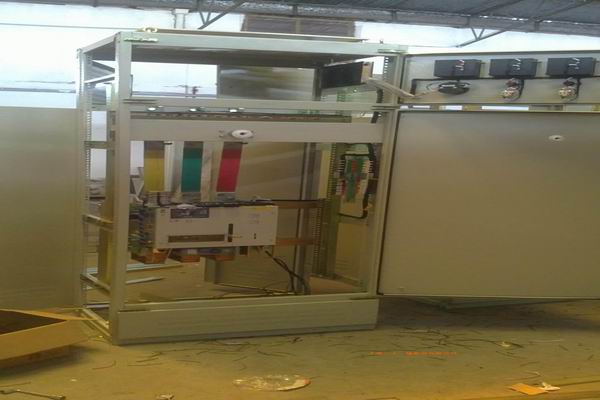 高港控制柜-进口3683讲讲电动闸阀控制柜怎